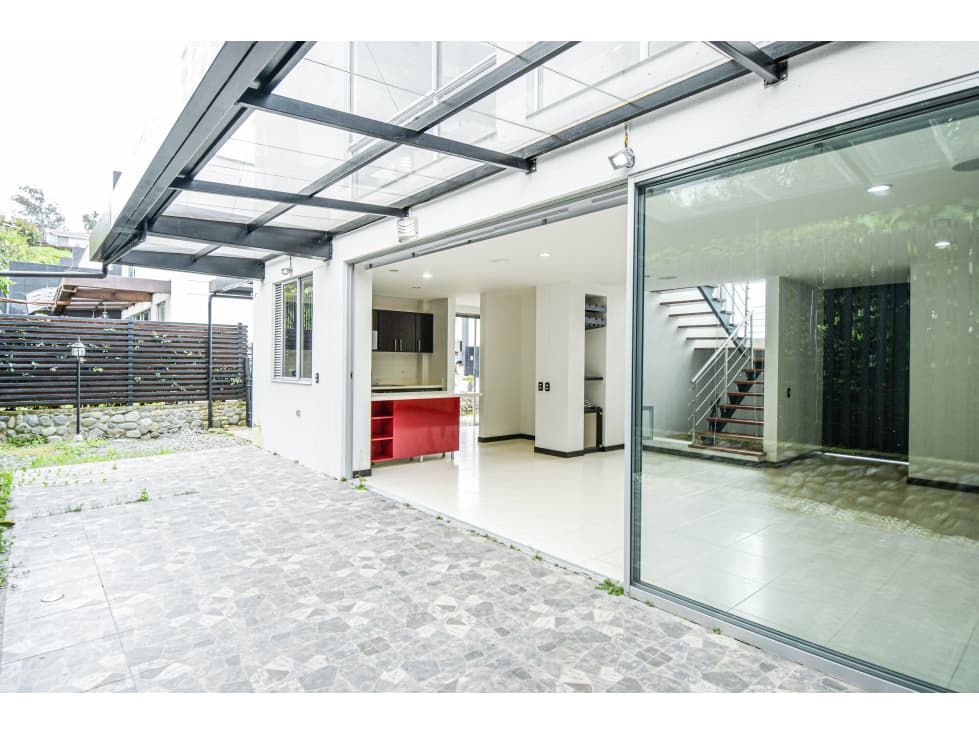 Arriendo Casa Conjunto Sector La Florida a 15 minutos de Manizales - 1