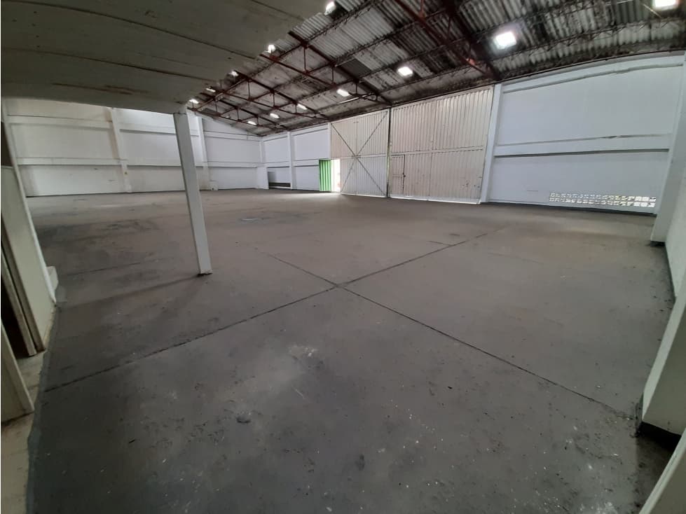 VENTA BODEGA 787 MT2 LA NUBIA CANDELARIA VALLE - 1