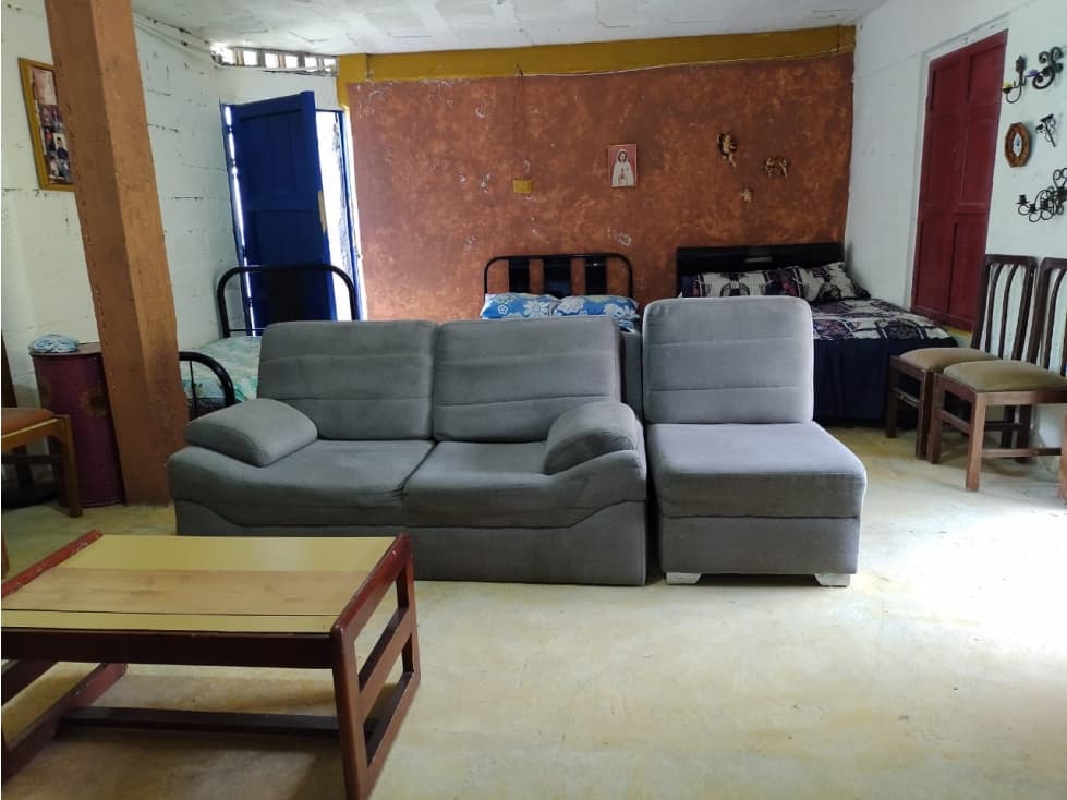 VENTA CASA DE 2 PISOS EN SABALETAS MONTEBELLO ANT. - 1