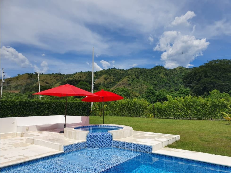 CASA CAMPESTRE EN VENTA SANTAFE DE ANTIOQUIA - OBREGON - 1