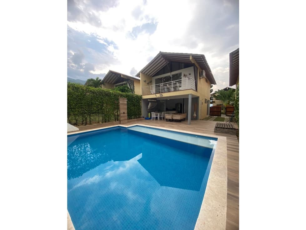 ARRIENDO CASA AMOBLADA  EN SANTA FE DE ANTIOQUIA - 1