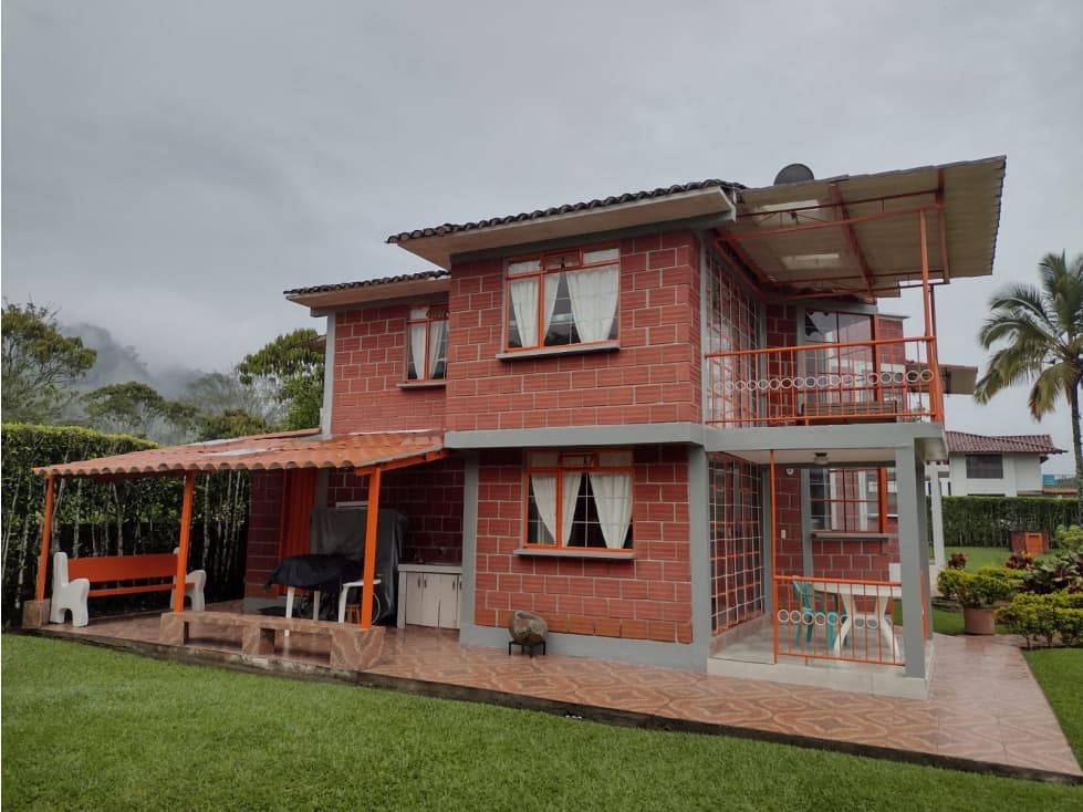 ALQUILA CABAÑA EN SANTAGUEDA - CAPACIDAD MÁXIMA 15 PAX - 1