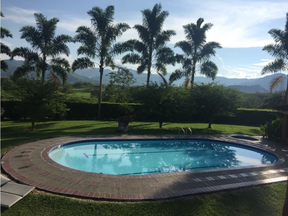 FINCA TURISTICA EN CAMBIA DE 12 A 20 PERSONAS - 1