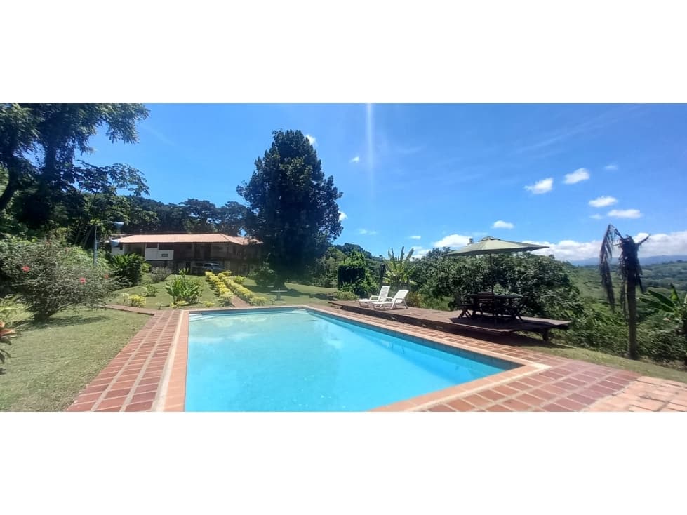 FINCA EN ALQUILER SANTAGUEDA   12 PAX - 1