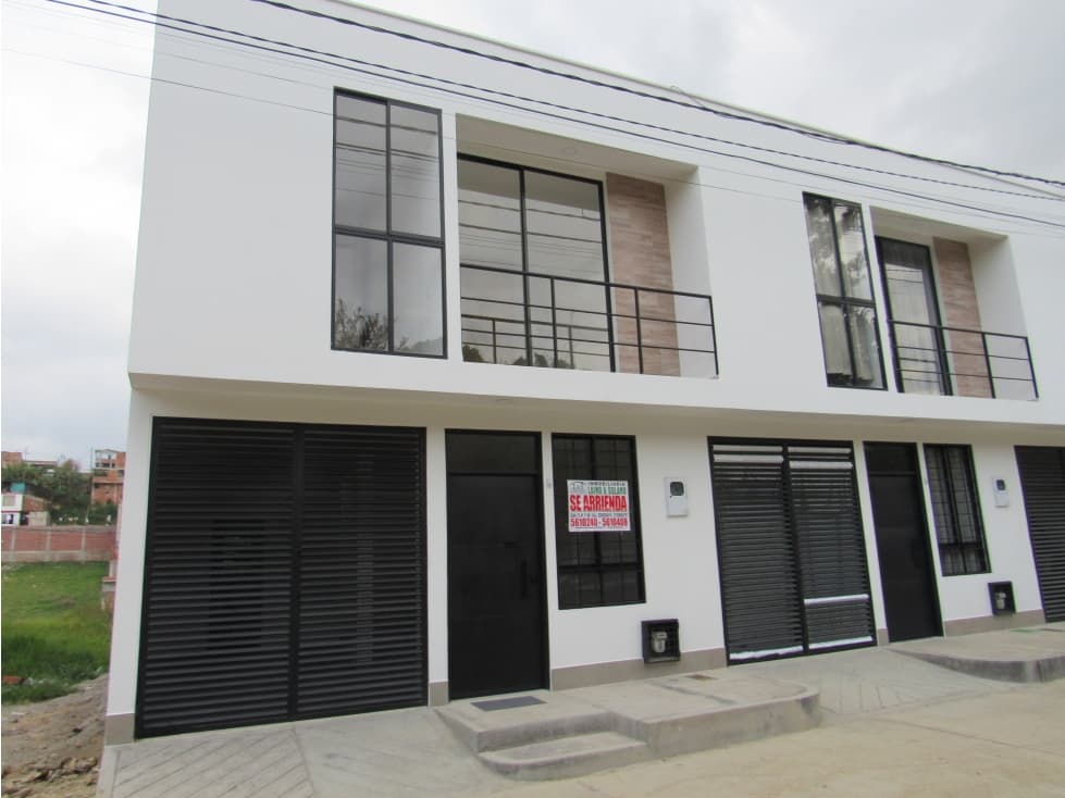 ARRIENDO CASA DE HABITACION PROVENZA - 1