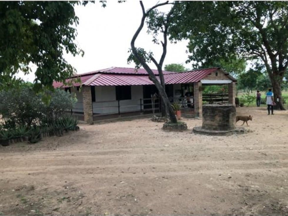 FINCA VIA GAMARRA AGUACHICA A ORILLA DE VIA - 1