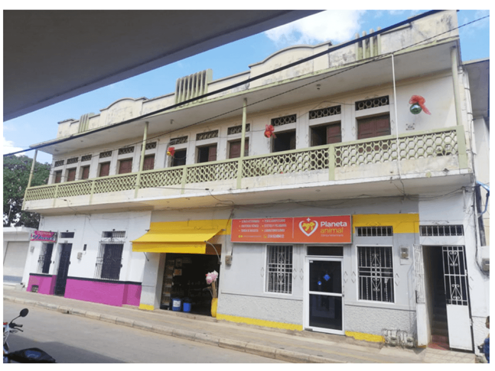 CASA HISTORICA PERFECTA PARA EPS  EN PLANETA RICA - 1