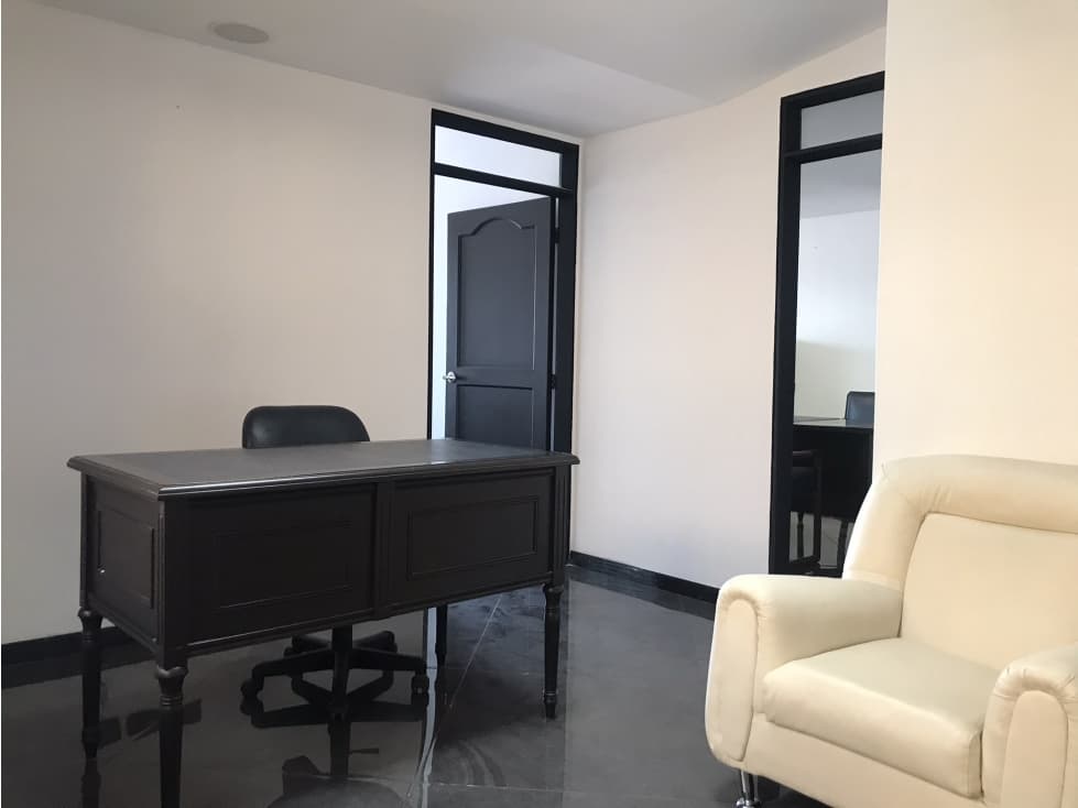 VENTA DE OFICINA AMOBLADA  UBICADA EN EL CENTRO DE TUNJA - 1