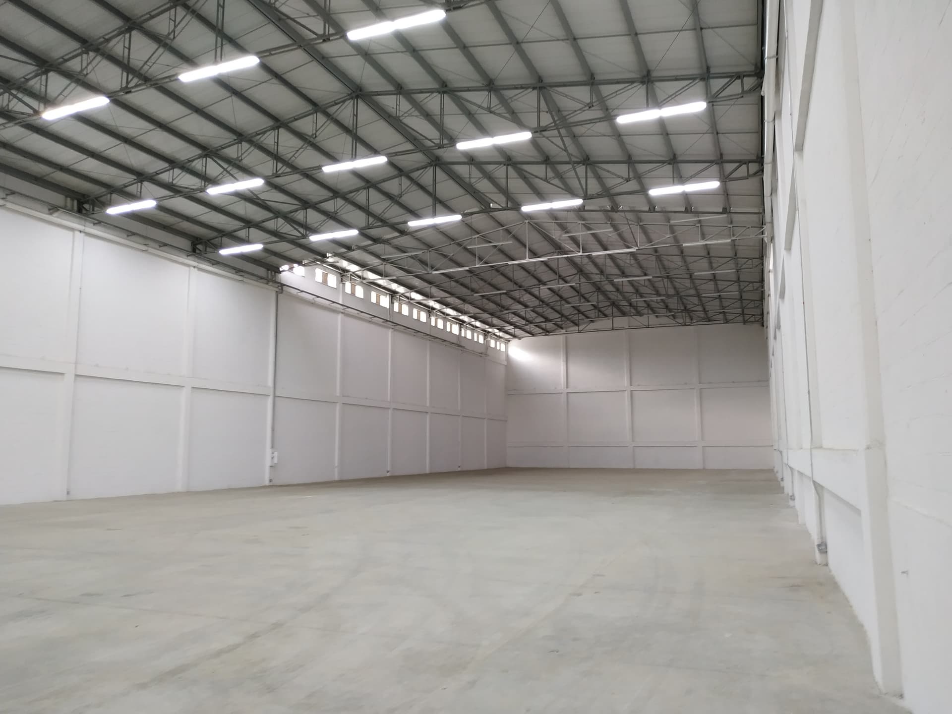 1.765m2 Girardota Parque Industrial Bodega Arriendo/Venta - 1