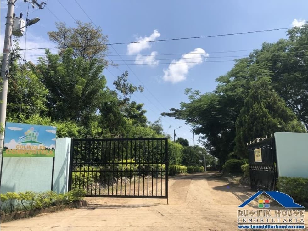 VENDO CASA CONJUNTO COLINAS DE COMPOSTELA - 1