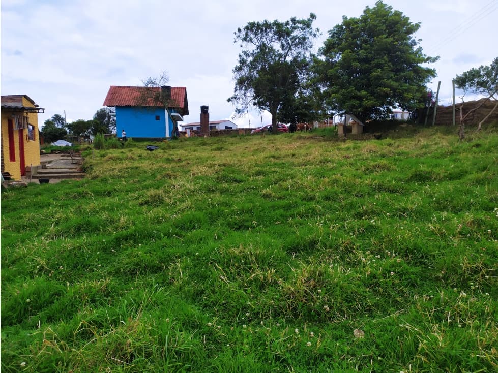 CASA CAMPESTRE  ÁREA 2.836 M2 SOTAQUIRA BOYACA - 1