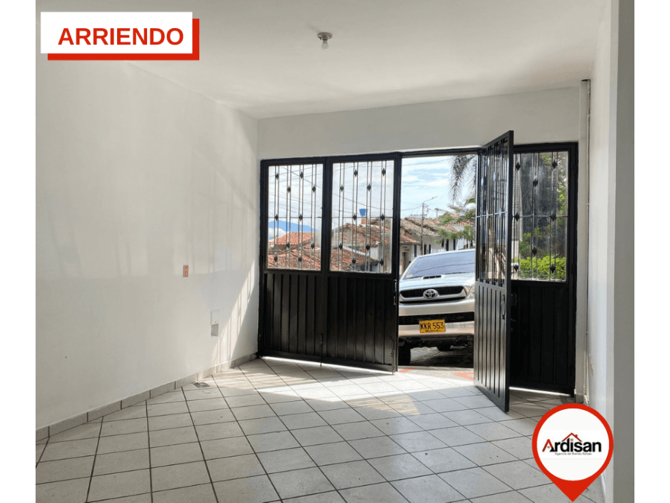 ARRIENDO APTO PRIMER PISO EN SANTA BARBARA - 1