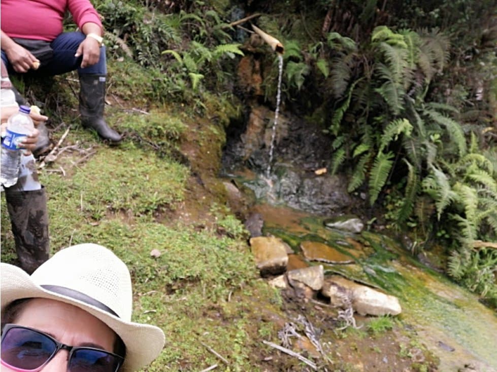 Vendo  finca con aguas termales - 1
