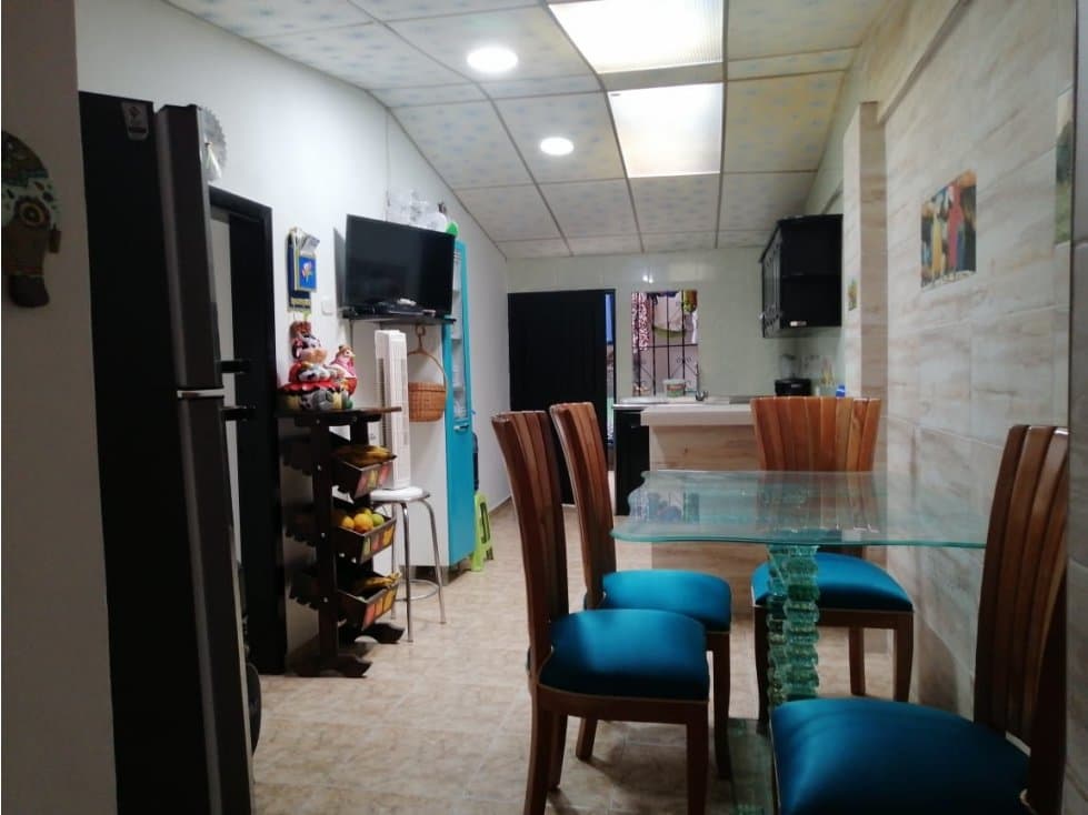 CASA PARA LA VENTA SECTOR  DOS QUEBRADAS - 1