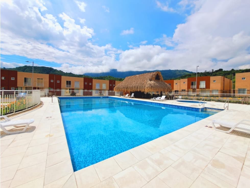 Maat arrienda Casa en Condominio Villeta  $1.500.000 - 1