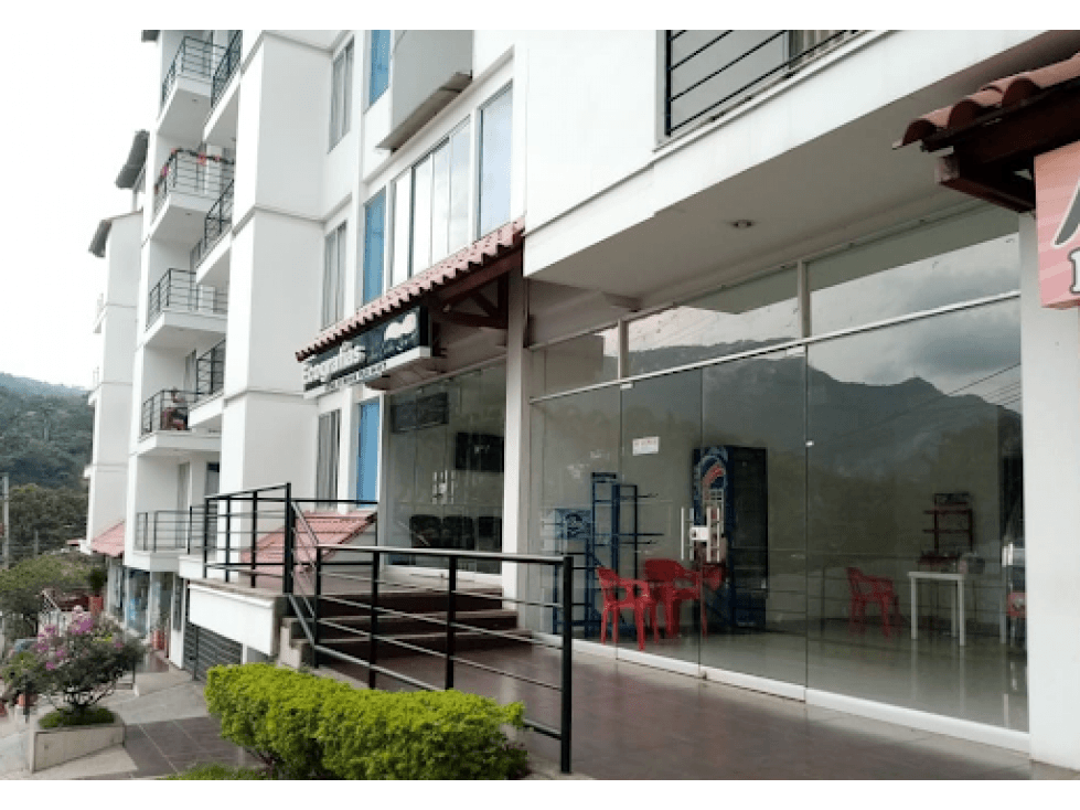 Maat vende local en Villeta, 36m2 $180 Millones - 1