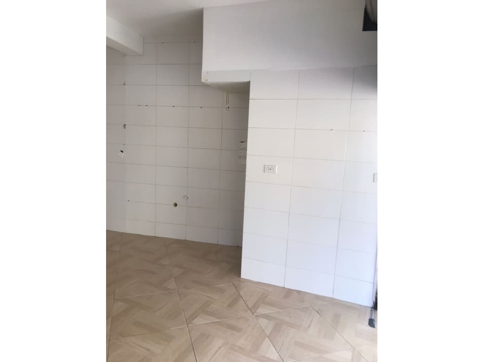 Venta Local. Los Cerezos. Caldas. Cod 6669300 - 1