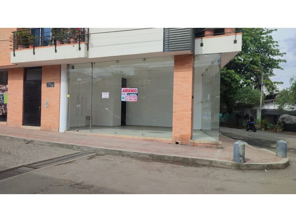 ARRIENDO LOCAL CENTRAL EN VILLETA - 1