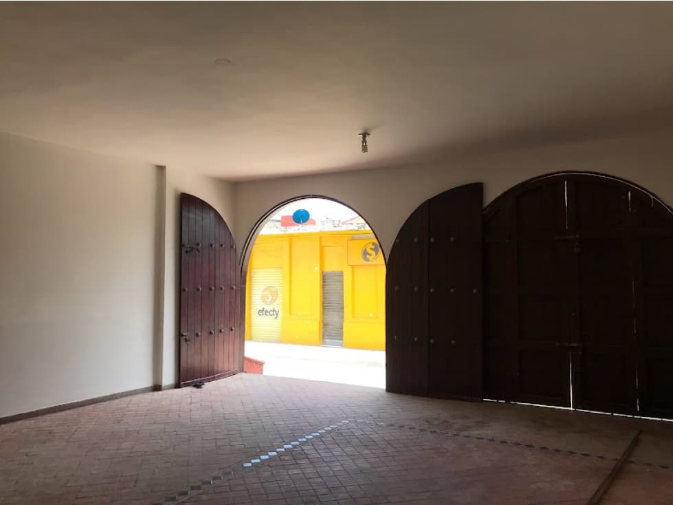ARRIENDO LOCAL COMERCIAL EN ARJONA - 1
