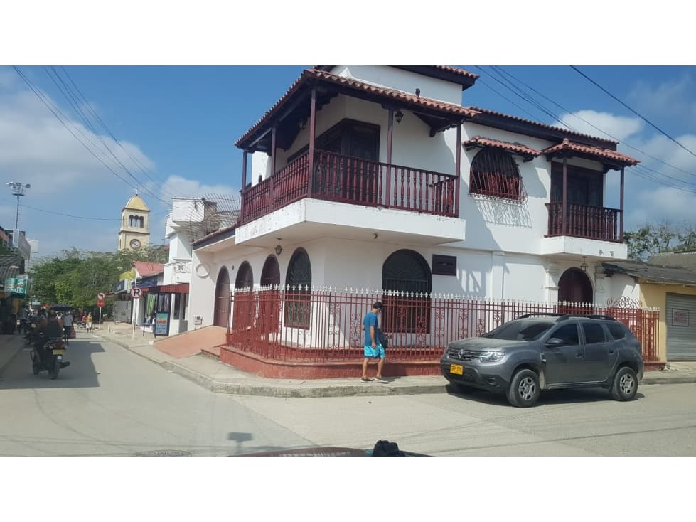 VENTA CASA  DE ESQUINA EN ARJONA - 1