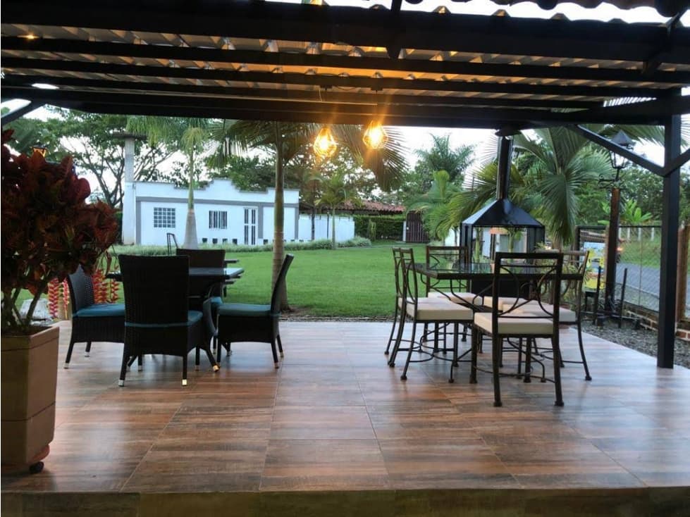 FINCA PARA HOSPEDAJE  QUIMBAYA S.A - 1