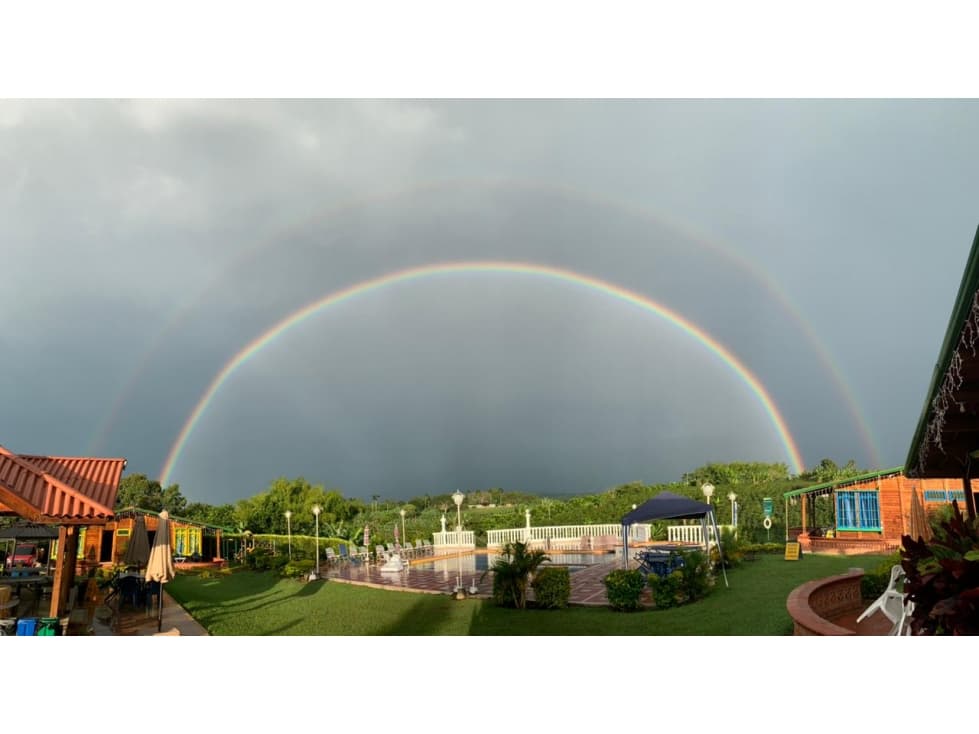 HERMOSA FINCA CON CABAÑAS PARA ALOJAMIENTO TURISTICO-QUIMBAYA - 1