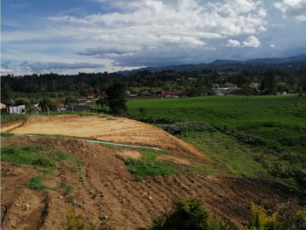 Lote Especial para una Bodega en venta en Guarne Antioquia - 1