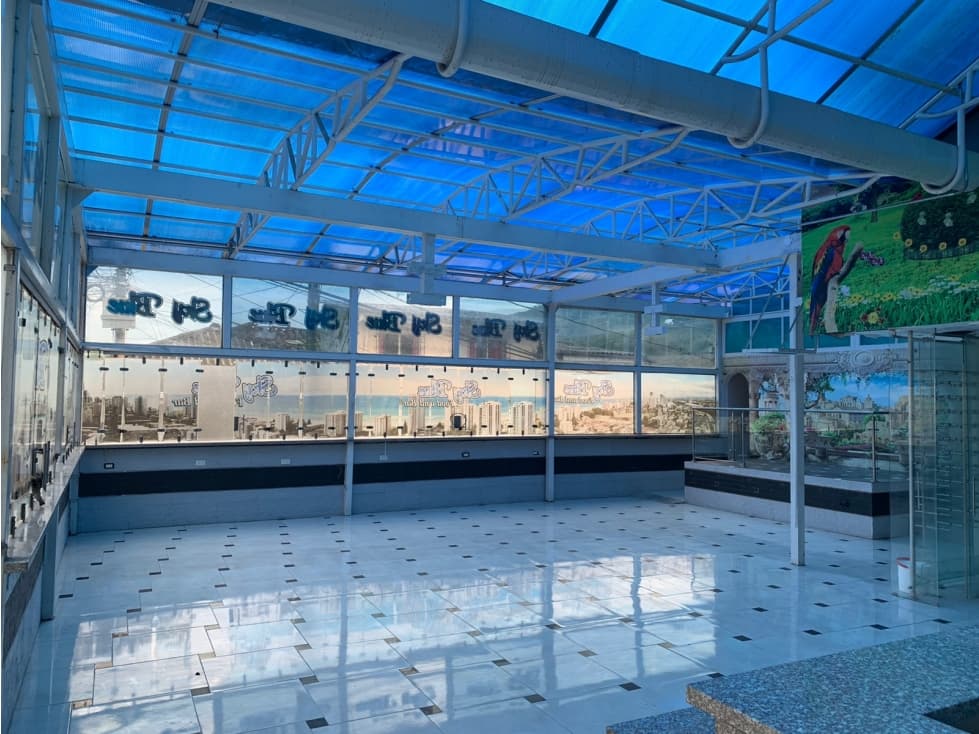 ESPECTACULAR LOCAL EN SANTA ROSA DE CABAL RISARALDA - 1