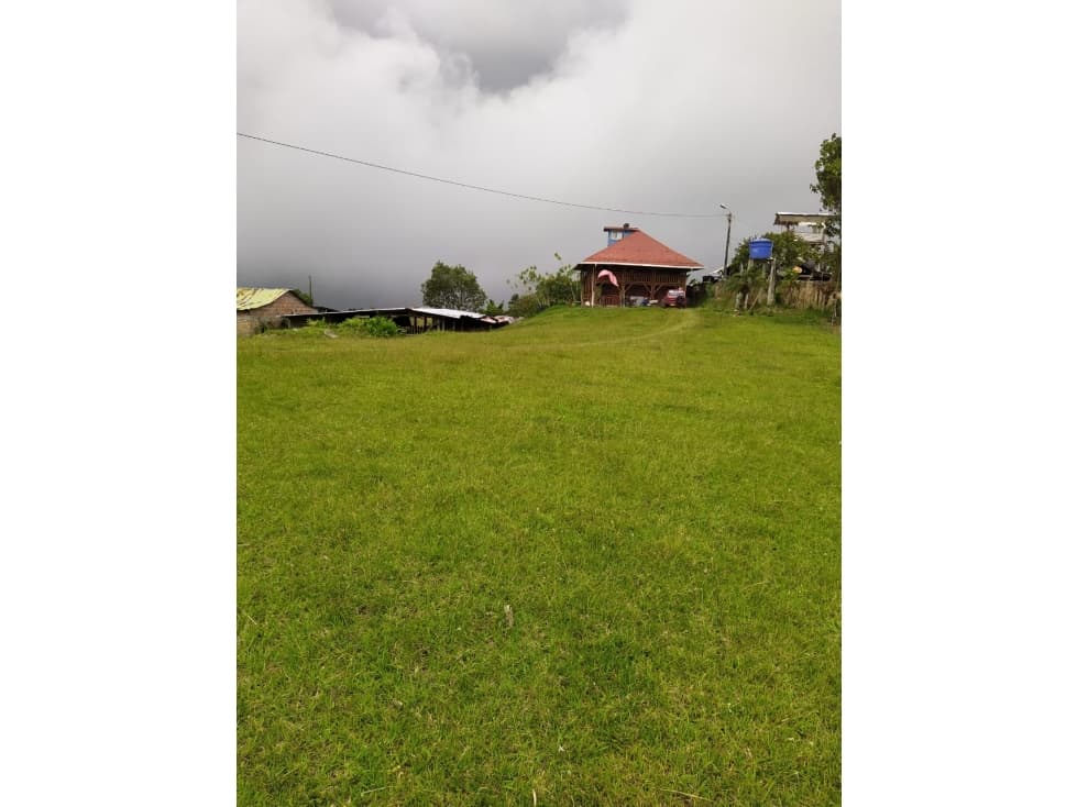 VENTA DE TERRENO CON CASA CAMPESTRE EN SEVILLA VALLE - 1