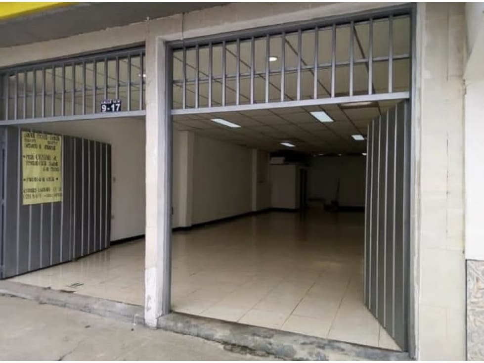 VENTA DE LOCAL AL CENTRO DE TEBAIDA - 1