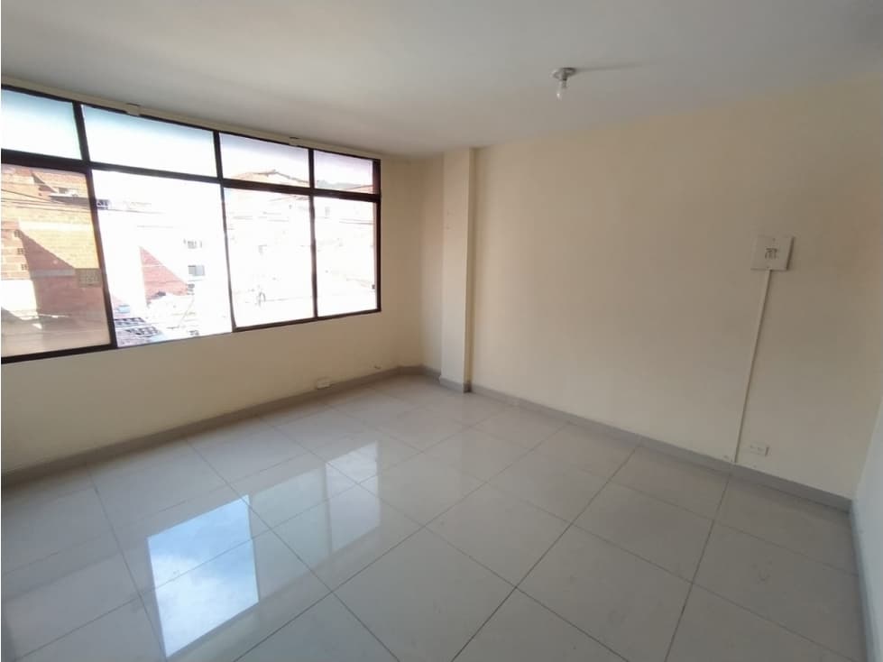 OFICINA EN VENTA, ITAGUI - PARQUE PRINCIPAL P3 - 1