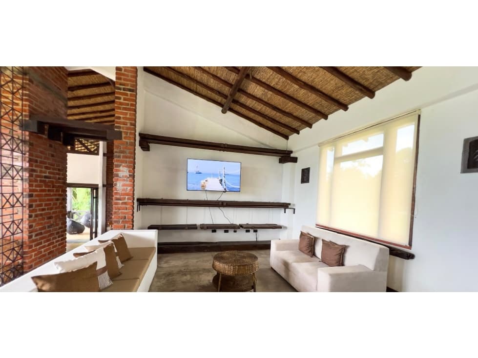 Se alquila chalet en Pueblo Tapao - 1