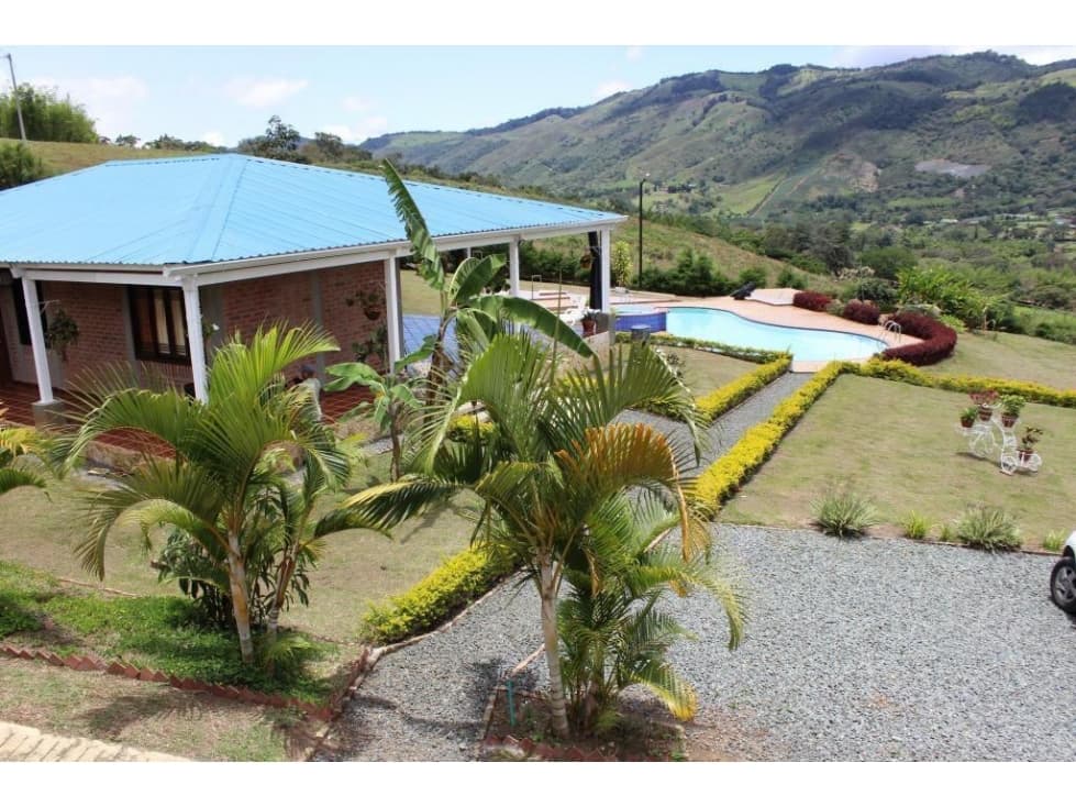 Restrepo Valle vendo casa campestre - 1