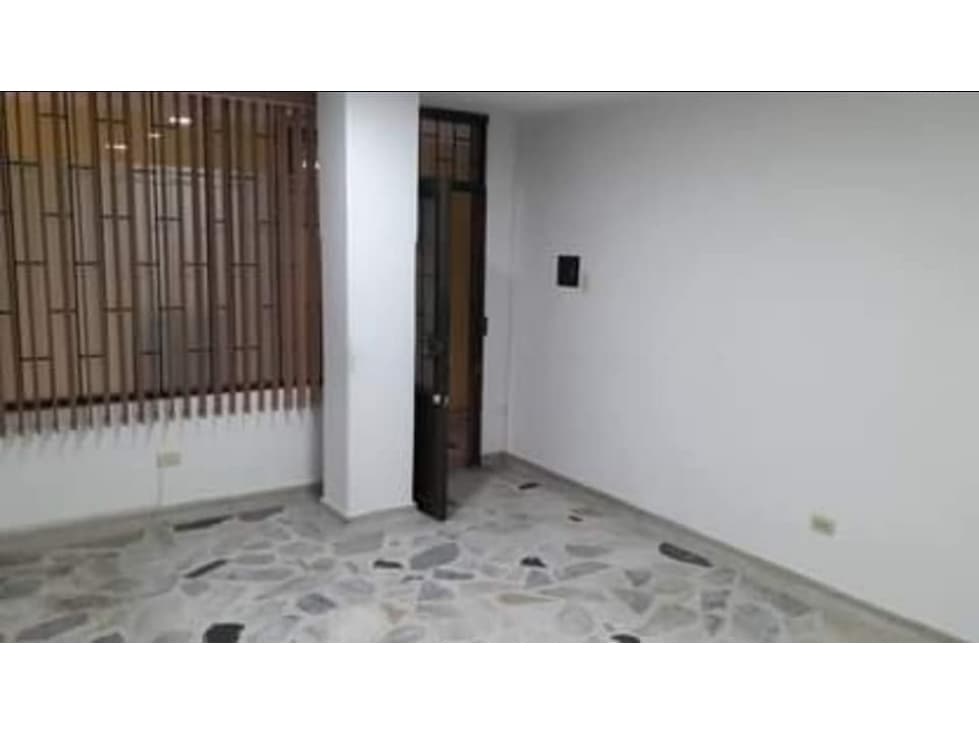 OFICINA EN FACATATIVA - 1