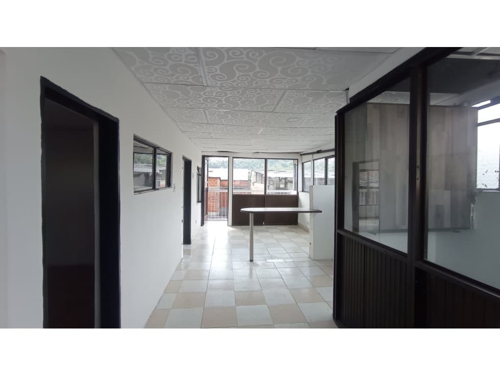 Apartamento en Arrendamiento en Villajuanita Villamaria - 1