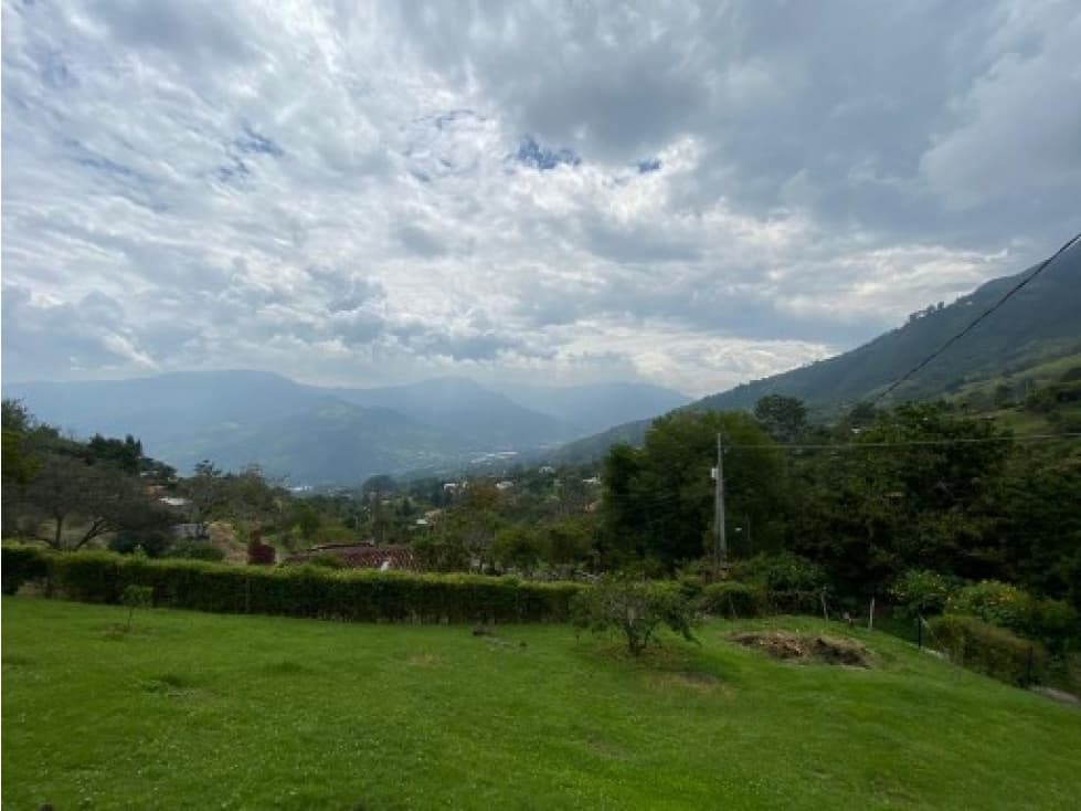 Casa Finca amoblada en Alquiler En Copacabana - Vereda el Zarzal - 1