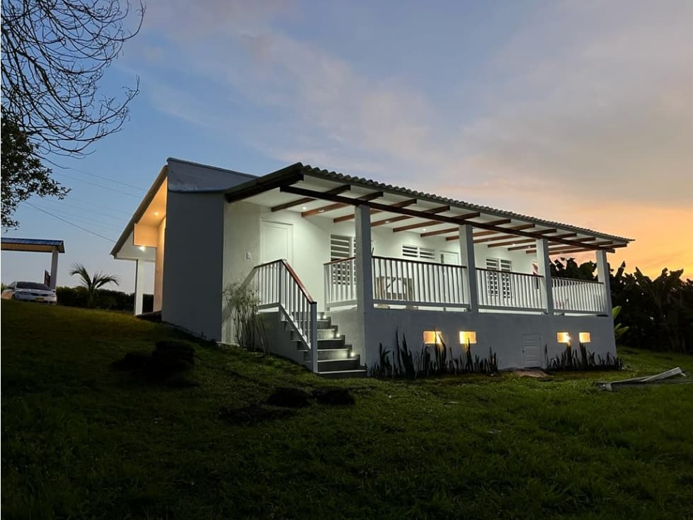 VENTA DE CASA CAMPESTRE- RESTREPO VALLE - 1