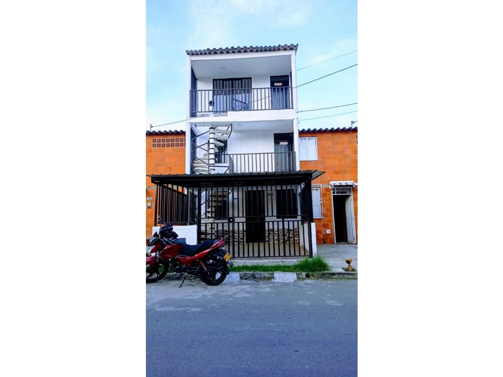 Apartamento en Alquiler en Girasoles del Sur - Ciudad Pacifica - 1