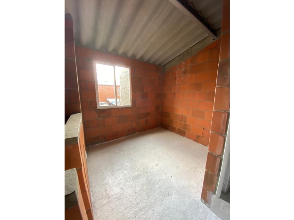 CASA EN ARRIENDO MANZANARES DE CIUDAD DEL VALLE - 1