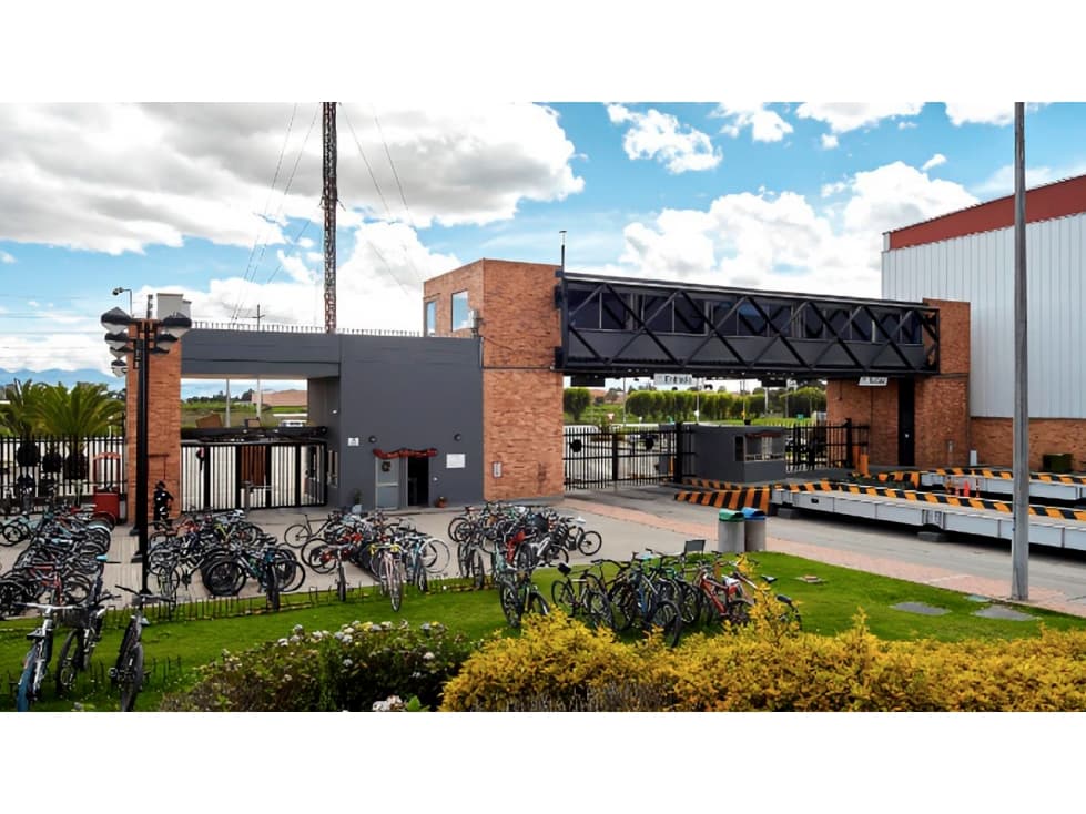 Arriendo de Local Funza Cota - 1