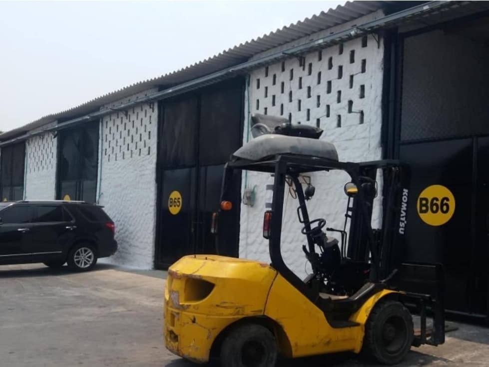 ARRIENDO BODEGA VILLA CAMPESTRE - PTO COLOMBIA - 1