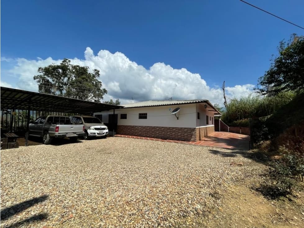 Venta Casa Campestre  En Pacho Vereda Compera Excelentes acabados - 1
