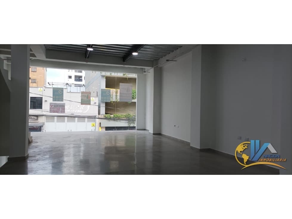 SE ARRIENDA HERMOSA Y AMPLIA BODEGA  LOCAL EN BOLIVAR - 1