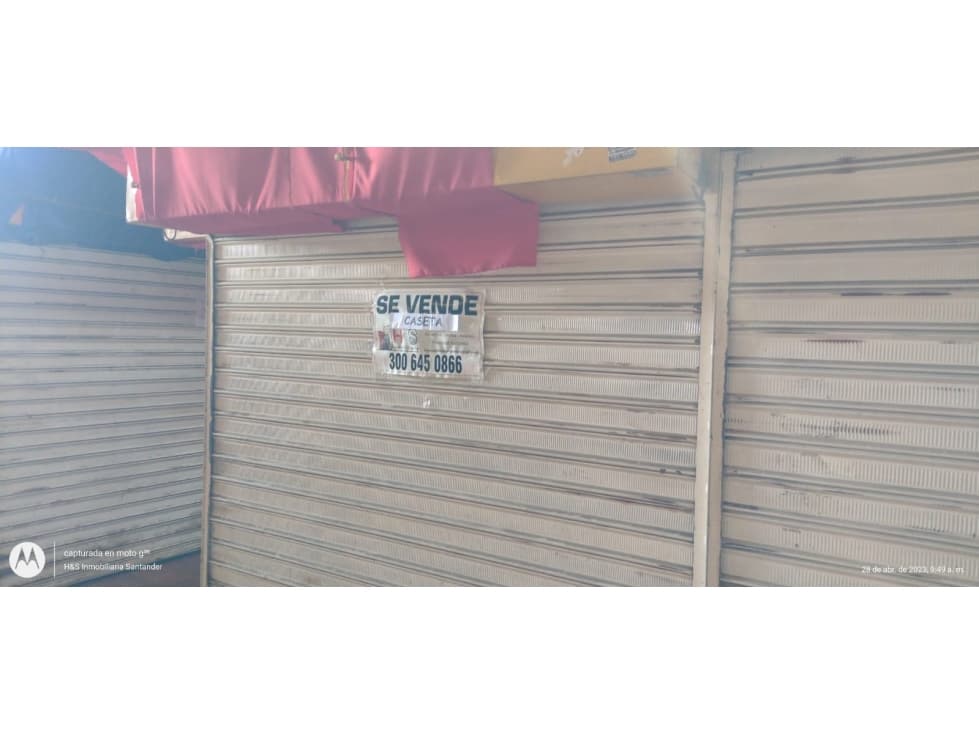 SE VENDE CASETA EN LA PLAZA DE MERCADO SOCORRO - 1