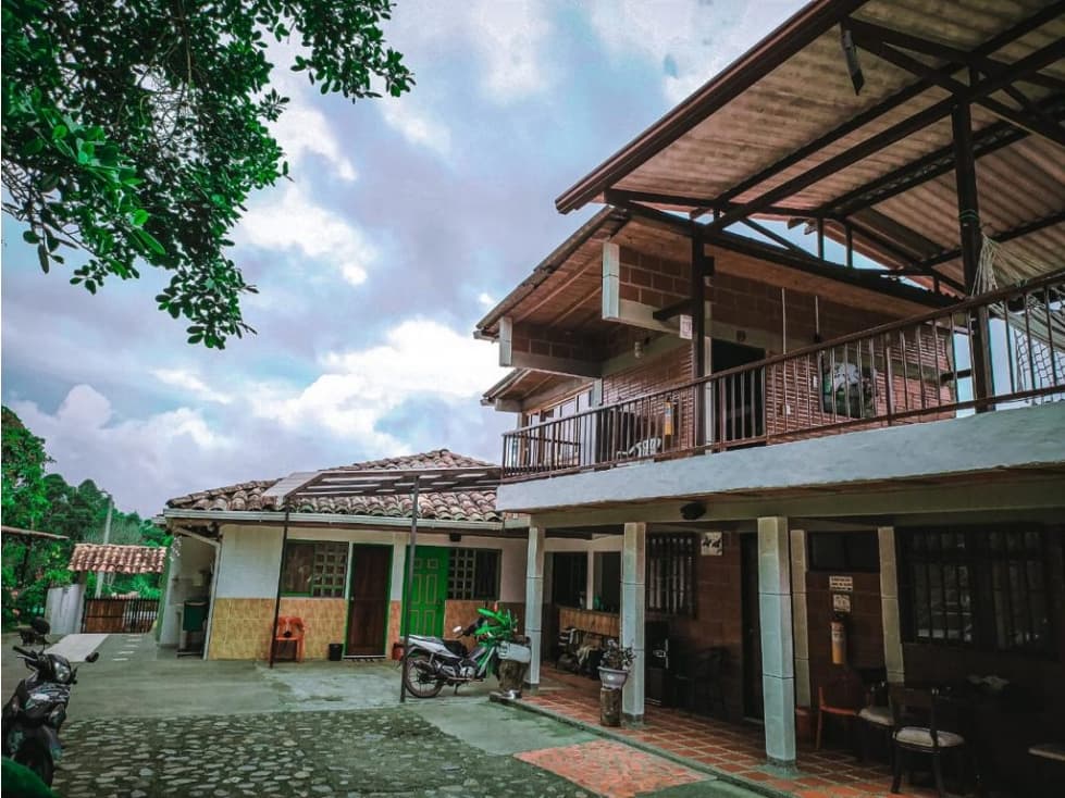 HOSTAL  EN SALENTO - 1