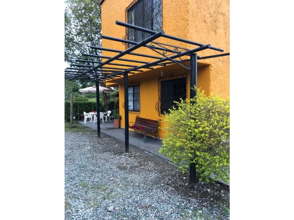 CHALET EN QUIMBAYA - 1