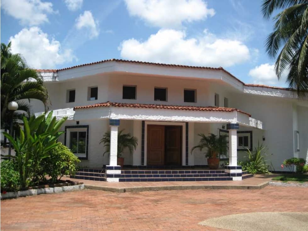 Casa en Arriendo por temporadas(5dias minimo) en Girardot - 1