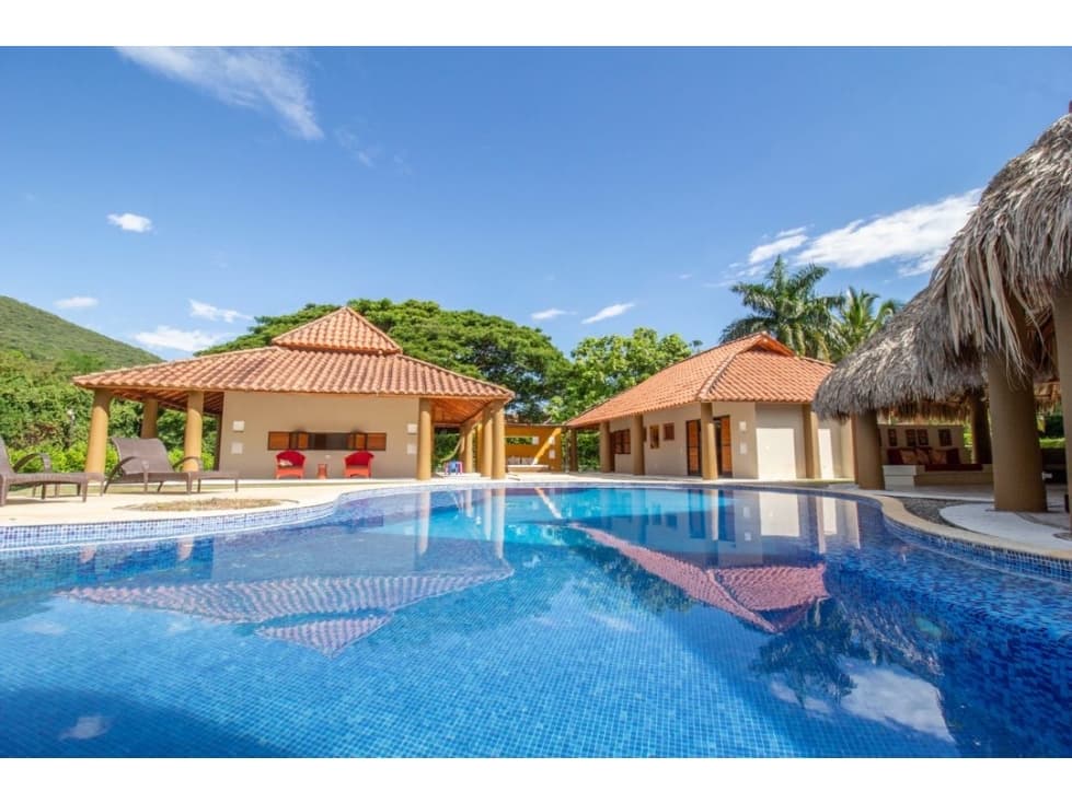 OPORTUNIDAD UNICA IMPERDIBLE APULO VENTA A PUERTA CERRADA - 1