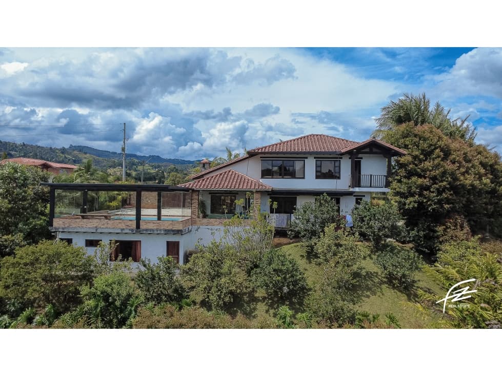 FINCA - HOTEL EN VENTA EN RIONEGRO, ANTIOQUIA - 1