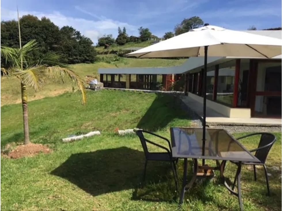 Venta de Finca EcoHotel en la Unión Antioquia -Vereda Buenavista - 1